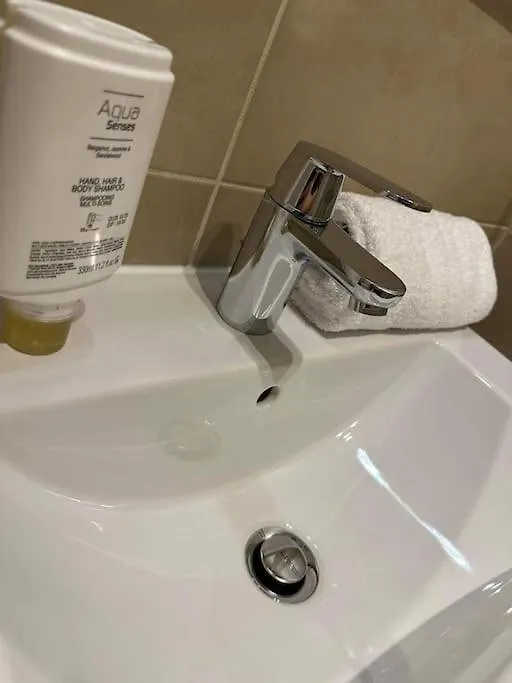 Direkt Bei U1 Apartment Vienna