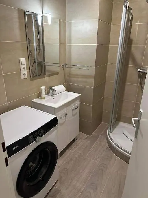 Direkt Bei U1 Apartment Vienna