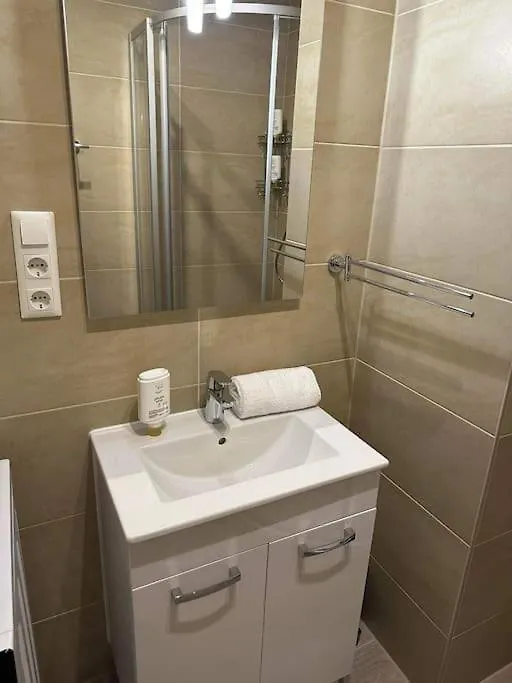 Direkt Bei U1 Apartment Vienna